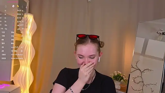 VallieFugate webcam
