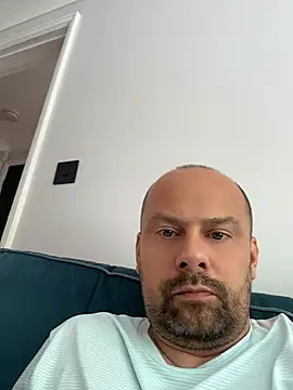 NakedAndrewHot webcam