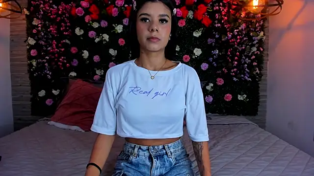 ViolettGracee webcam