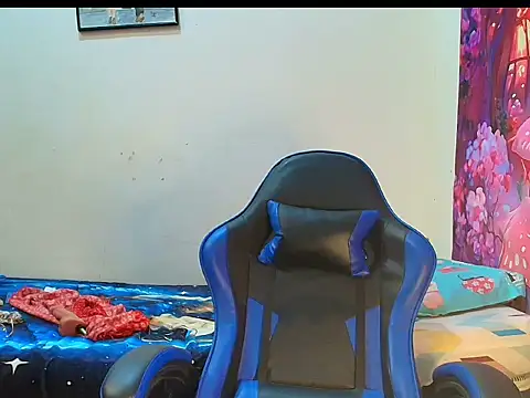Karol_naughty webcam