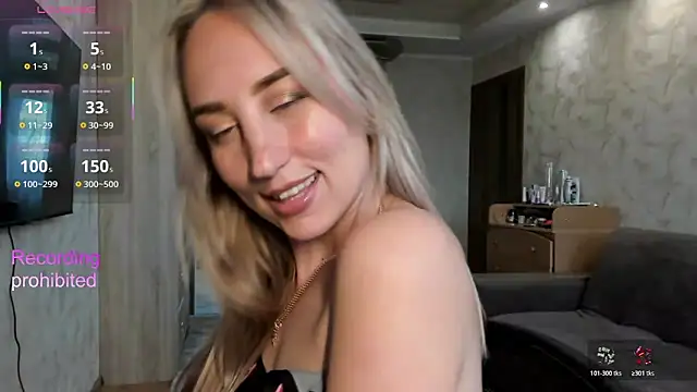 lady_Nati webcam