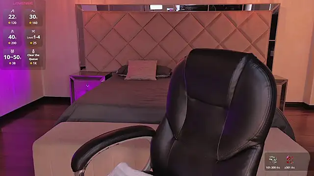 MeganScott webcam