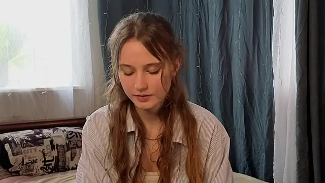 RubieHeiser live sex cam