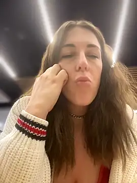MommmyYummy live sex cam