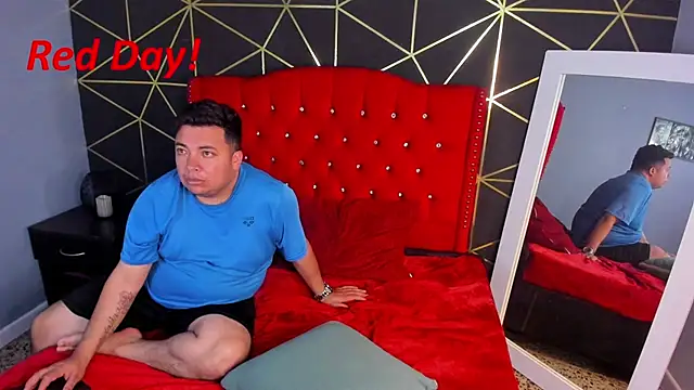 Saritaa_28 webcam