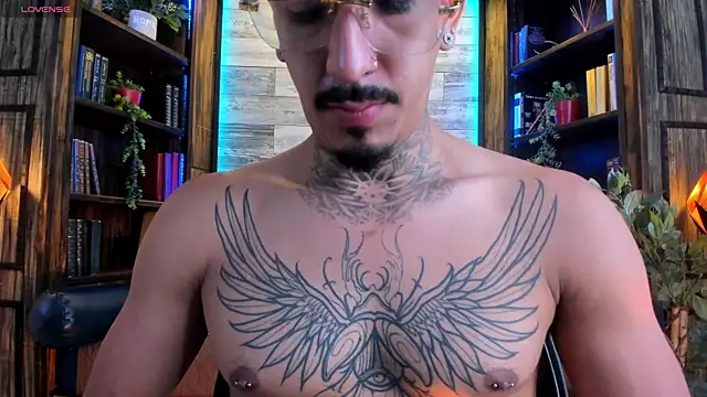 Donovan_Desmond webcam