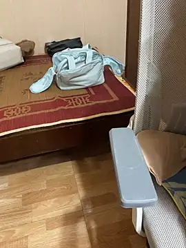 Mina048 webcam