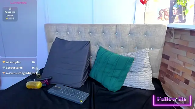 megansumer webcam