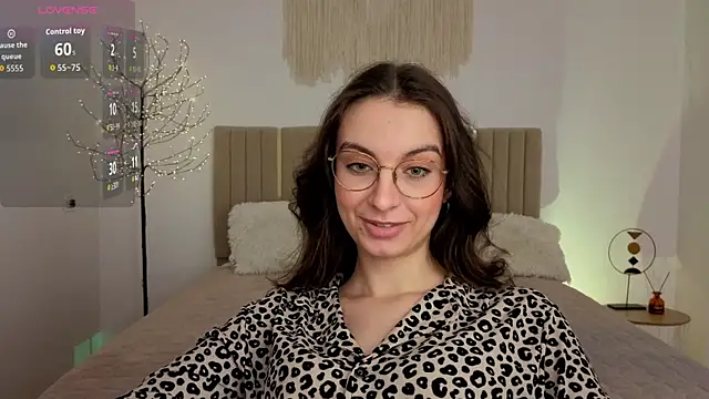 Real_cutie1 webcam