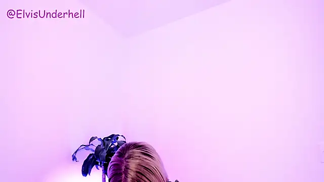 Varya_Ferreira webcam