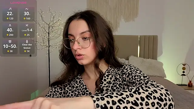Real_cutie1 webcam