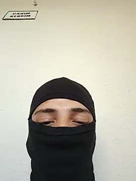 Uguli282 webcam