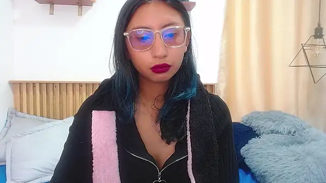 Violet_2003 webcam
