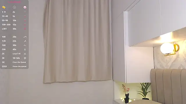 LuxeK1tt3n webcam