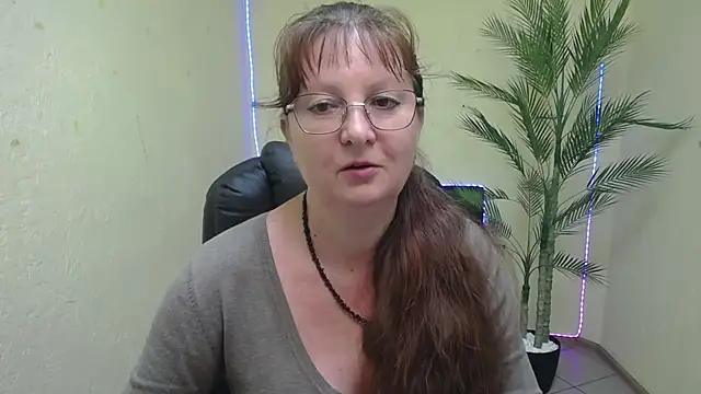 VanessaHotts webcam