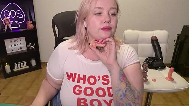 MargotGrey webcam