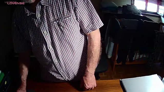 terrybare (M grandpa) - #belgian #bisexuals #blondes #cam2cam #cei #cheap-privates #ejaculation #erotic-dance #flashing #french #grandpas #hairy-armpits #hd #masturbation #medium #recordable-privates #recordable-publics #small-audience #striptease #trimmed #uncut #white