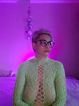 LunaBlaise webcam
