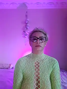 LunaBlaise webcam
