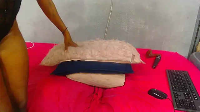 kinkynaghty webcam