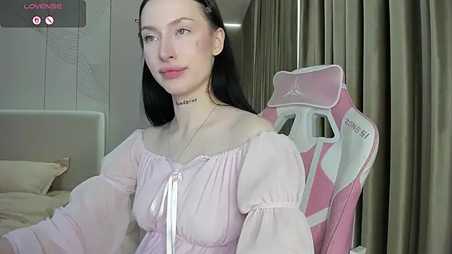 JenniferQueen11 webcam