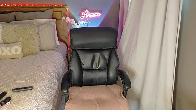 Lenaxox