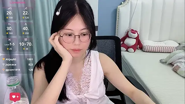 Luna-666 webcam