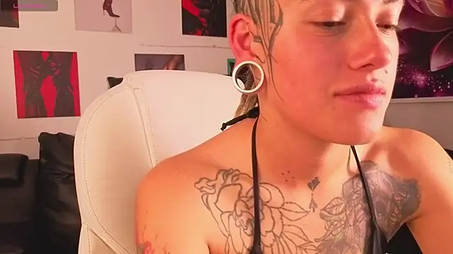 _sharlotte777 webcam