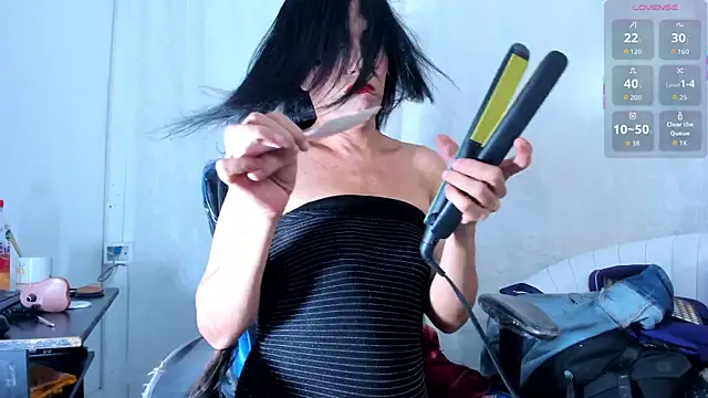 Cleopatra_Trans webcam