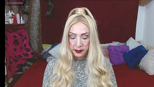 elena_evans webcam