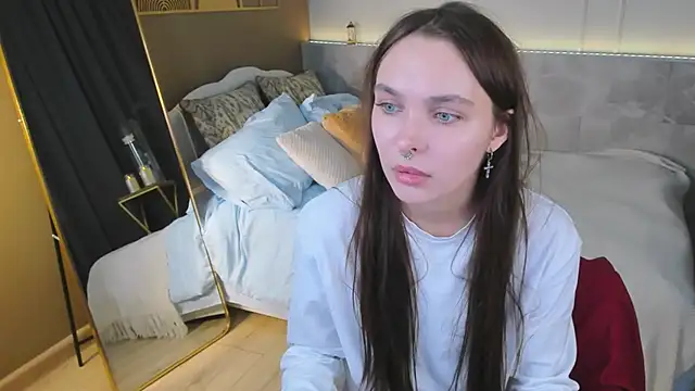 ChloeSunny webcam