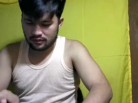 HairyHottestpinoyHandsome webcam