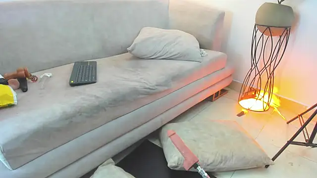 Nahomi_Williams_ webcam