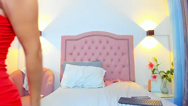 Paulynavera webcam