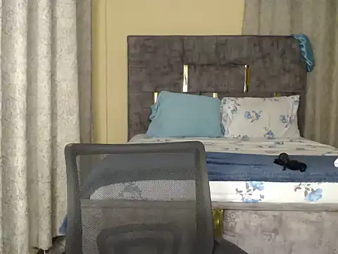 Booby_savage webcam