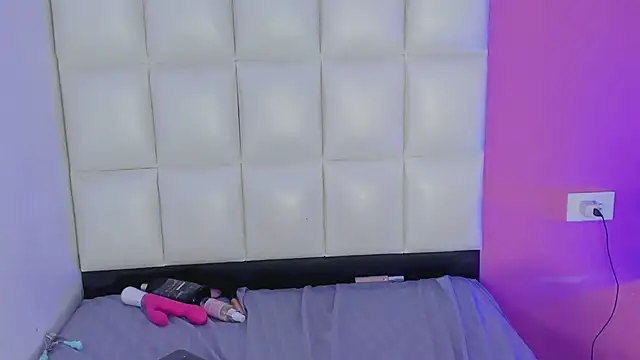 Alanna_hot3 webcam