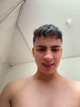 AdrianRinaldi webcam