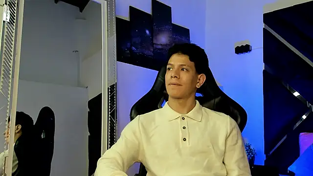 TonyPetrovjs webcam