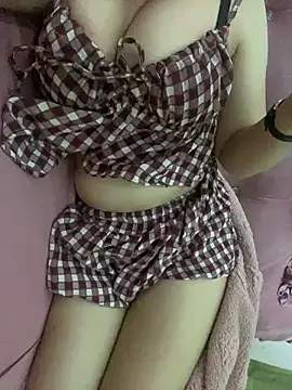 Suzy_18 webcam