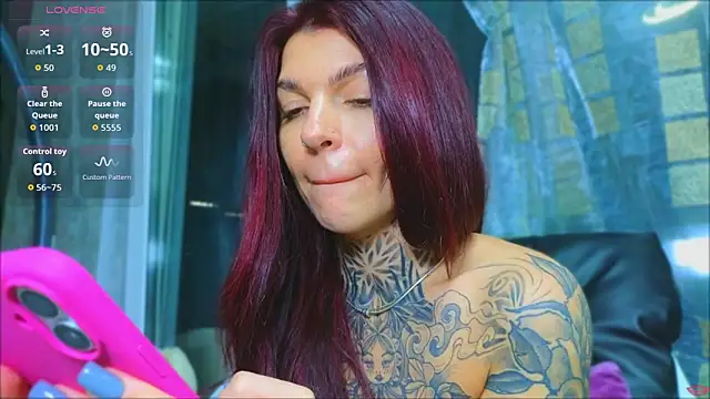 tattooedBabyy webcam