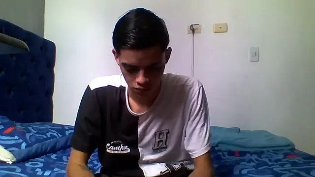 Latinos_2001 webcam