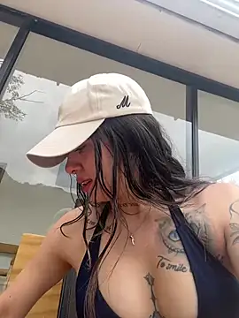 Alice_Vixen webcam