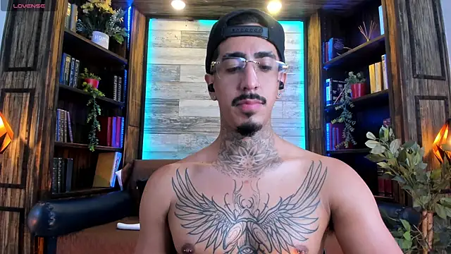 Donovan_Desmond webcam