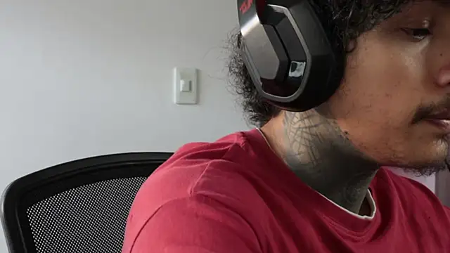 trieone webcam
