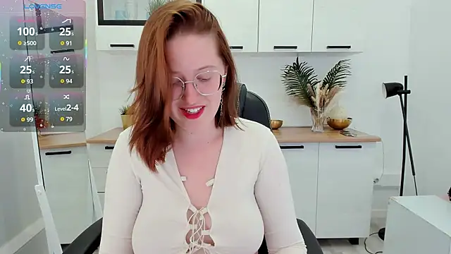 Charmy_Gracy webcam