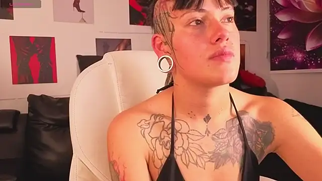 _sharlotte777 webcam