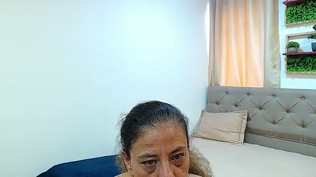 sasi_luna webcam