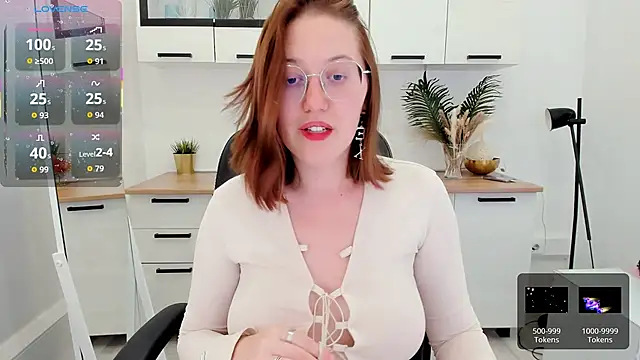 Charmy_Gracy webcam
