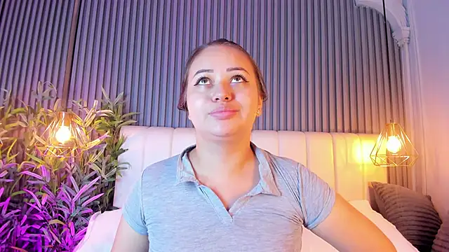 AnaisClark webcam
