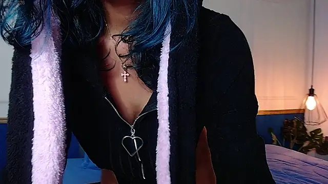 Violet_2003 webcam